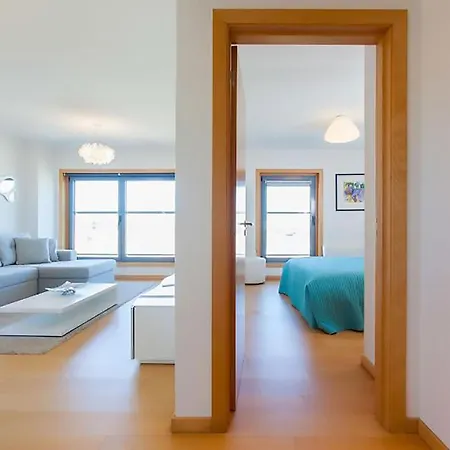 Finest - Expo Riverside *