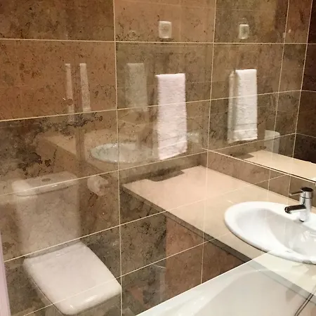 Finest - Expo Riverside Apartman *